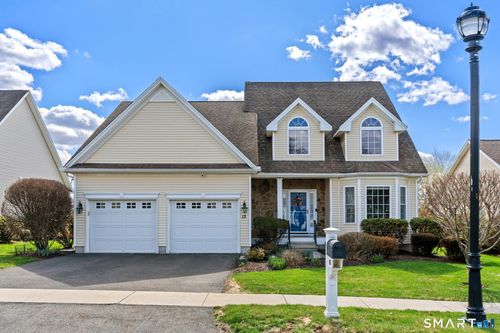 13-13 Concord Dr, Berlin, CT, 06037-2518 | Card Image