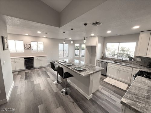 2836 Bluff Point Dr, Las Vegas, NV, 89134-8934 | Card Image