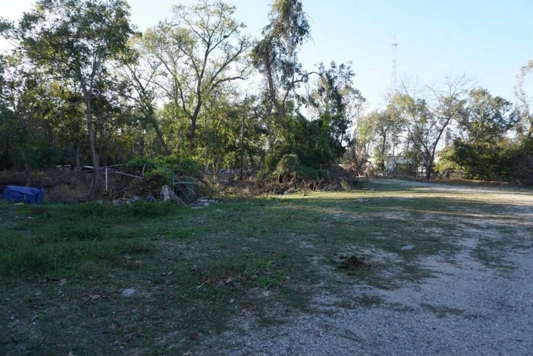 Land in Humble 4