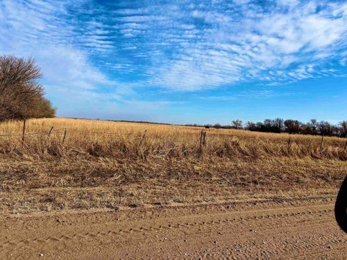 W 117th St N X 119th St. N, Sedgwick, KS, 67016-0148 | Card Image