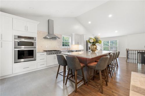 415 Suwanee East Dr, Lawrenceville, GA, 30043-3597 | Card Image