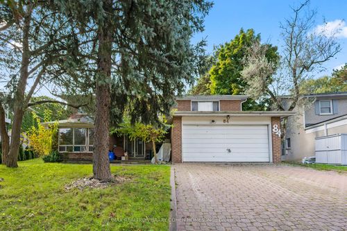 84 Bannatyne Dr, North York, ON, M2L2P3 | Card Image