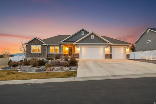 9913 N Outlook Way, Eagle Mountain, UT, 84005-1205 | Card Image