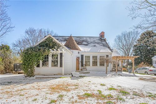 1224 Franklin St, Burlington, NC, 27215-5016 | Card Image