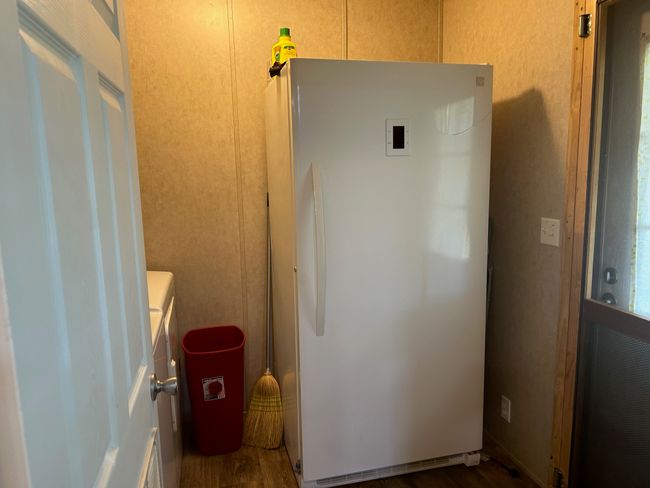 Space in Laundry Room for Freezer | Image 30