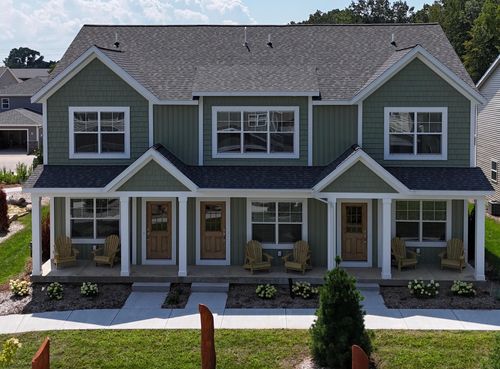 317 Vista Green Dr, Holland, MI, 49423-7158 | Card Image