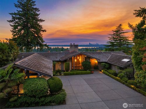 9501 Ne 13th St, Clyde Hill, WA, 98004-3446 | Card Image
