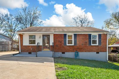 1905 Laurinda Dr, House other with 3 bedrooms, 2 bathrooms and null parking in Nashville TN | Image 2