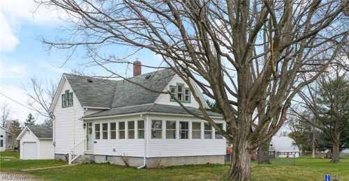 2840 Bailey St Nw, Massillon, OH, 44646-3650 | Card Image