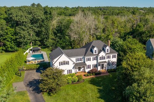 175 Sohier St, Cohasset, MA, 02025-1377 | Card Image