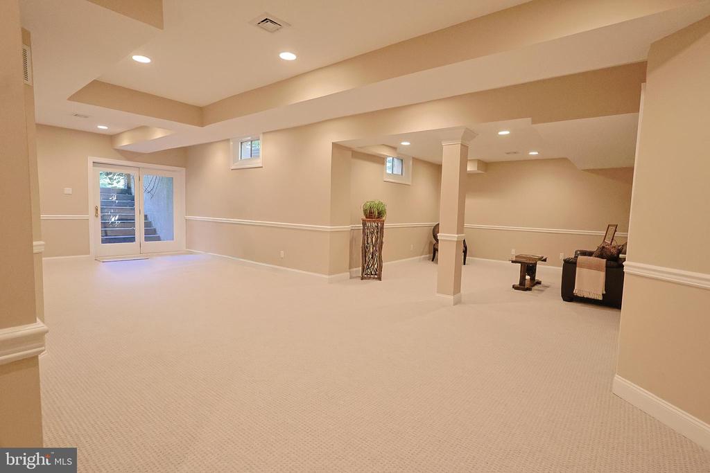 Residential in NEW HOPE 4