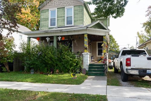 2706 Gratiot Ave, Port Huron, MI, 48060-2945 | Card Image