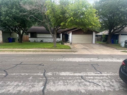 805 Timber Trl, Cedar Park, TX, 78613-3406 | Card Image