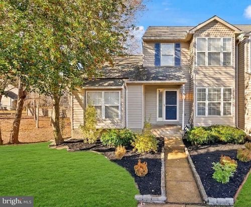 5610 Gosling Ct, CLIFTON, VA, 20124-1086 | Card Image