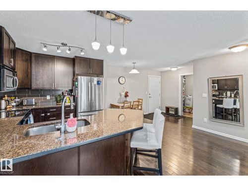 208-2204 44 Ave Nw, Edmonton, AB, T6T0G5 | Card Image