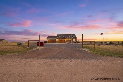 1520 Scenic Ridge Dr, Cheyenne, WY, 82009-8457 | Card Image