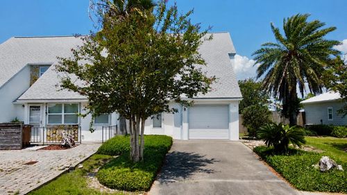 632 Gulf Aire Dr, Port St. Joe, FL, 32456-6122 | Card Image