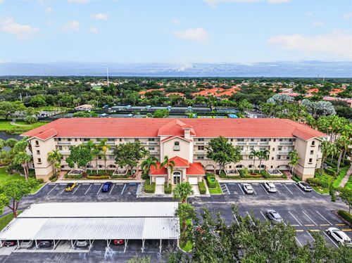 104-5938 Crystal Shores Dr, Boynton Beach, FL, 33437-5600 | Card Image