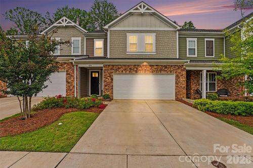 8216 Merryvale Ln, Charlotte, NC, 28214-2659 | Card Image