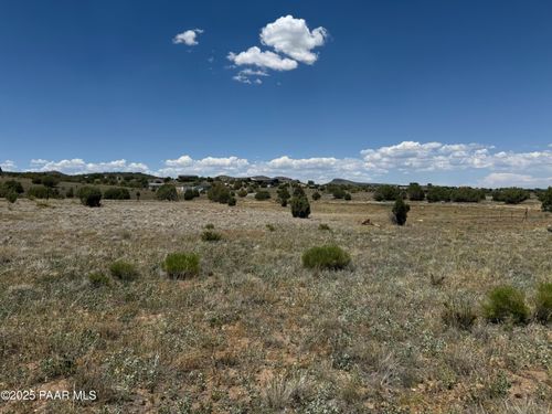 3830 W Rainbow Dr, Chino Valley, AZ, 86323-4240 | Card Image
