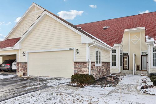 4041 S Fohr Drive, New Berlin, WI, 53151 | Card Image