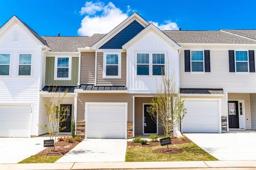 110 Hanging Moss Trl, Clayton, NC, 27527-8638 | Card Image