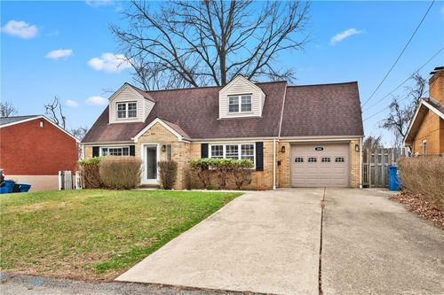554 Saint Clair Dr, Verona, PA, 15147-2724 | Card Image