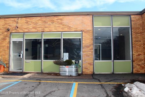 413 S Washington Ave, Scranton, PA, 18505-3801 | Card Image