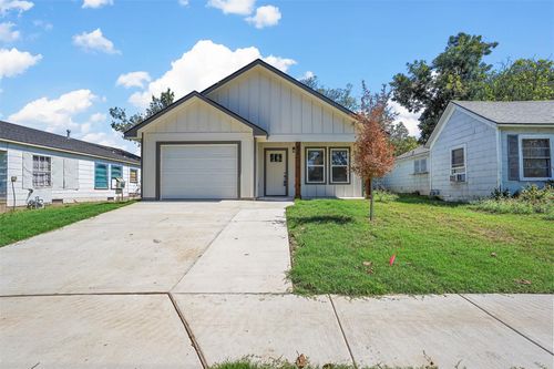 413 S Willow St, Sherman, TX, 75090-6876 | Card Image