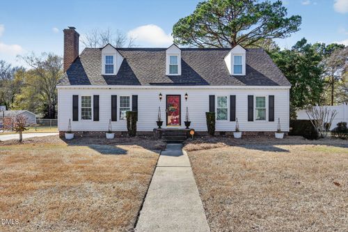 2814 Barkley Dr Nw, Wilson, NC, 27896-1153 | Card Image