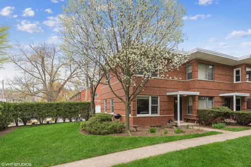 610 Ridge Rd, Wilmette, IL, 60091-2442 | Card Image