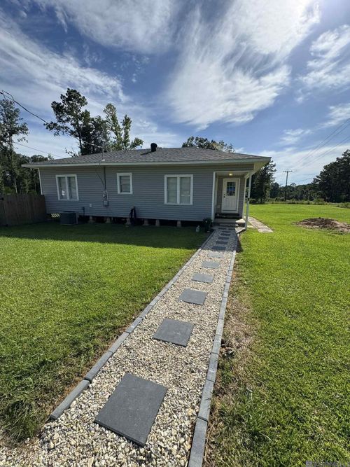 24536 Highway 22, Maurepas, LA, 70449-3606 | Card Image
