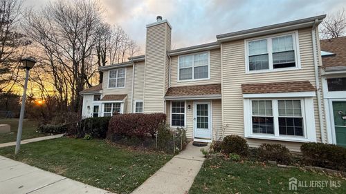 58 Canterbury Cir, Somerset, NJ, 08873-4805 | Card Image