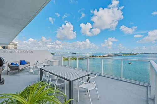ph06-3301 Ne 5th Ave, Miami, FL, 33137-4053 | Card Image