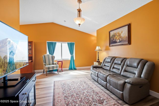 Great Room | Image 11