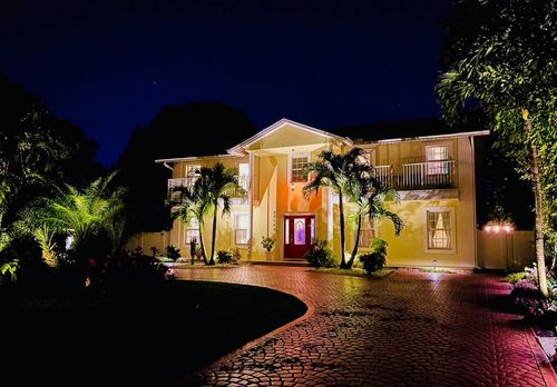 6850 Eastview Dr, LAKE WORTH, FL, 33462-3914 | Card Image