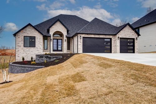 6043 S Holland Ave, Springfield, MO, 65810-6008 | Card Image