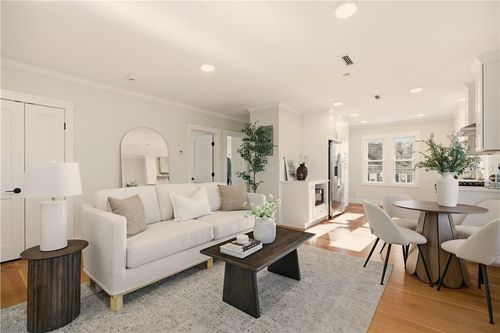 apt-2-85 Bay View Ave, Bristol, RI, 02809-3442 | Card Image