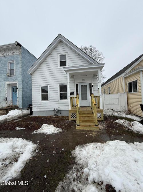 231 4th Avenue, Troy, NY, 12180 | Card Image