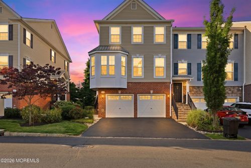 330 Princeton Ct, Shrewsbury, NJ, 07702-4055 | Card Image