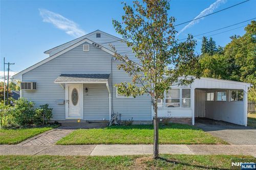 203 Dawes Hwy, Pompton Lakes, NJ, 07442-1508 | Card Image