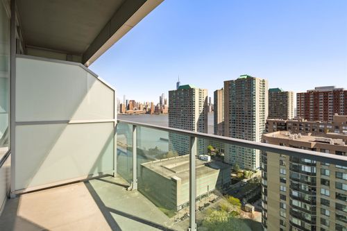 apt-2702-20 Newport Pkwy, Jersey City, NJ, 07310-2311 | Card Image