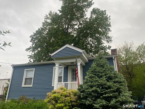 13 Parker Ave, Stamford, CT, 06906-1713 | Card Image