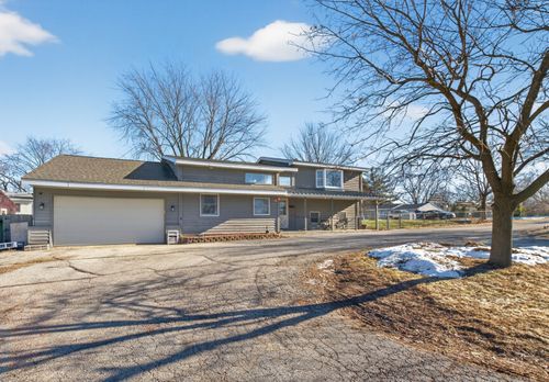 6606 Silver Lake Rd, Cary, IL, 60013-1589 | Card Image