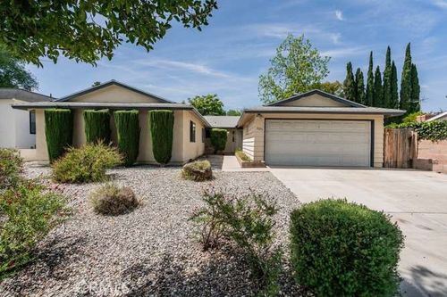 6575 Cleomoore Ave, West Hills, CA, 91307 | Card Image