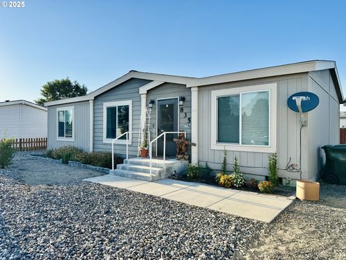 835 Brandon St, Irrigon, OR, 97844-6957 | Card Image