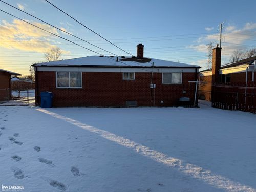 30428 Iroquois Dr, Warren, MI, 48088-5038 | Card Image