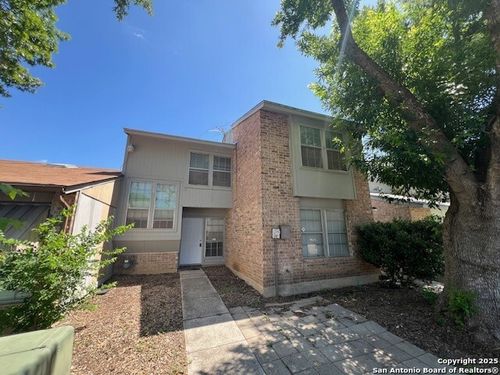 6835 Stockport, San Antonio, TX, 78239-3335 | Card Image