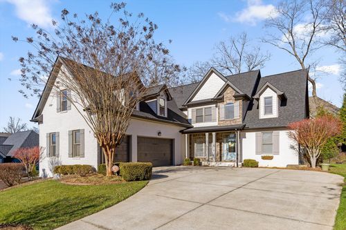 9361 Crystal Brook Dr, Apison, TN, 37302-7572 | Card Image