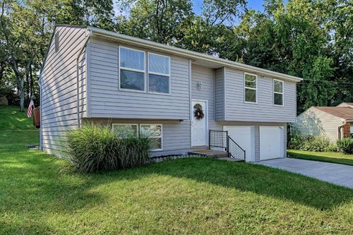2933 Greenbrook Ln, Colerain Twp, OH, 45251-4630 | Card Image